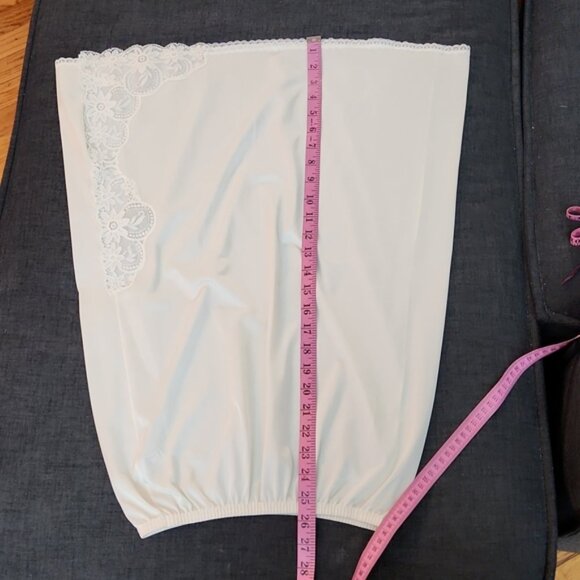 Vintage 60's 70's Cream White Half Slip W/ Daisy Lace SzS - Picture 4 of 8